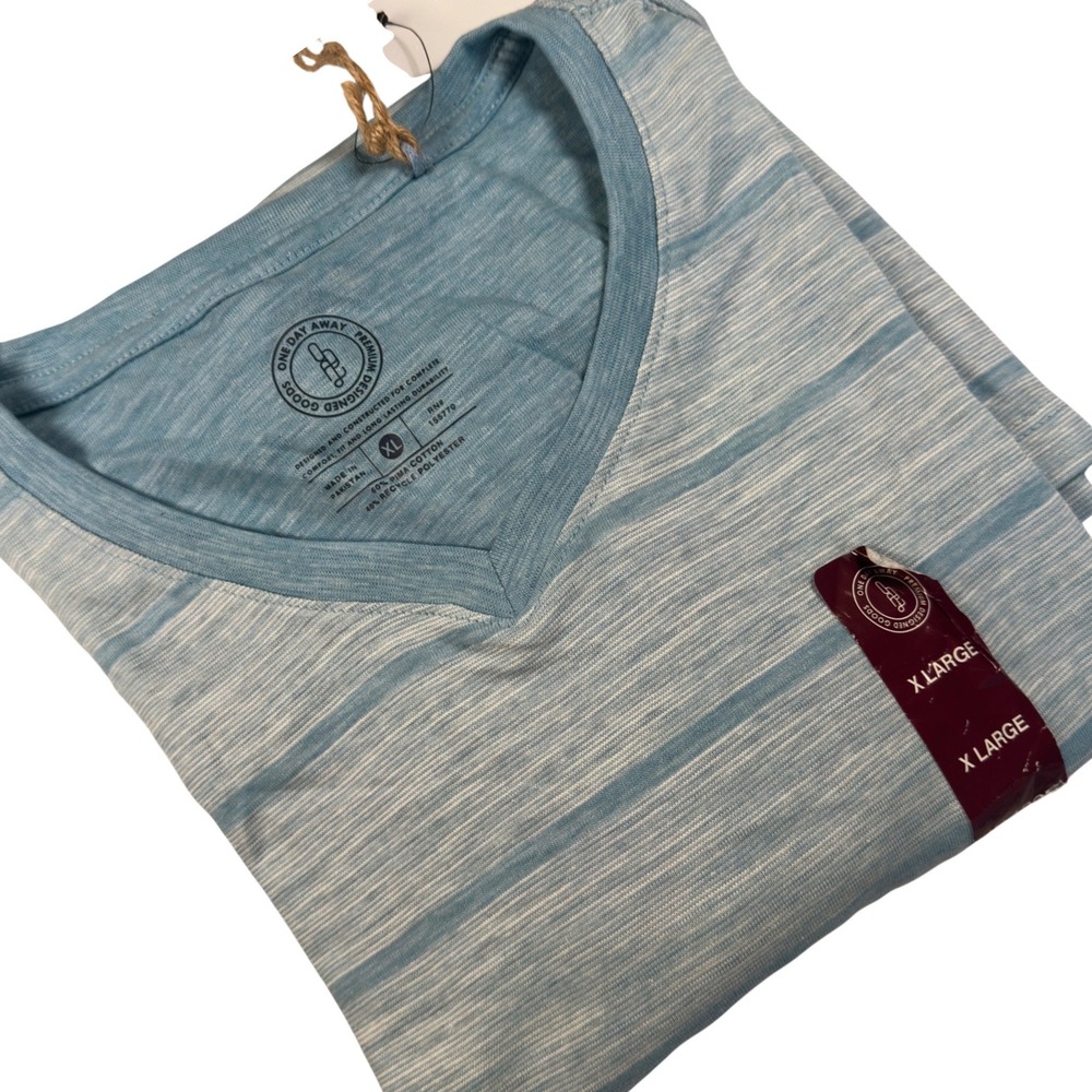 One Day Away V-Neck T-Shirt Blue Striped‎ Pima Cotton Blend XL NEW